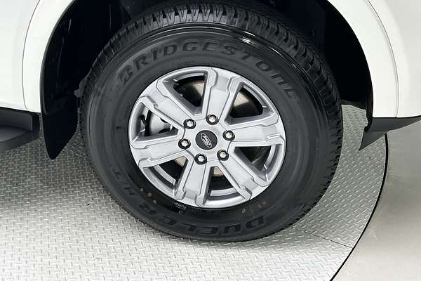2025 Ford Everest Ambiente 2.0L