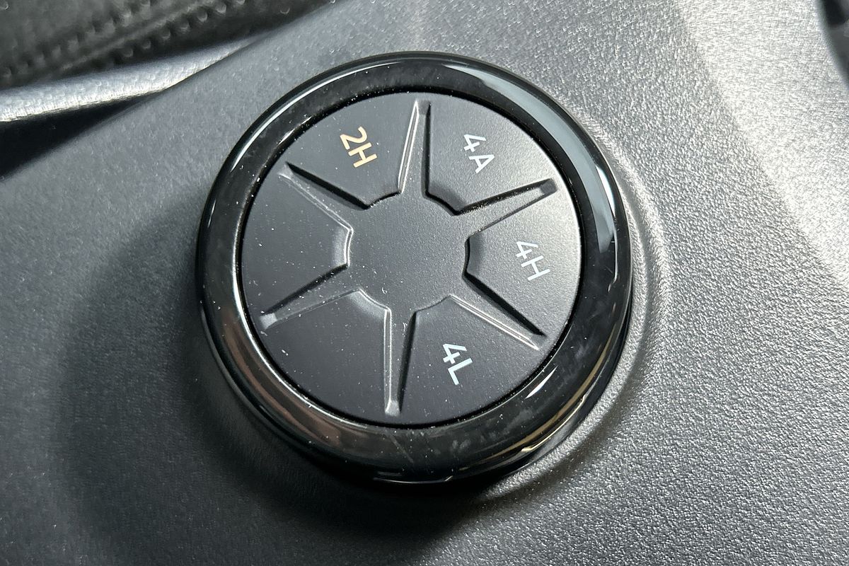 2025 Ford Everest Ambiente 2.0L