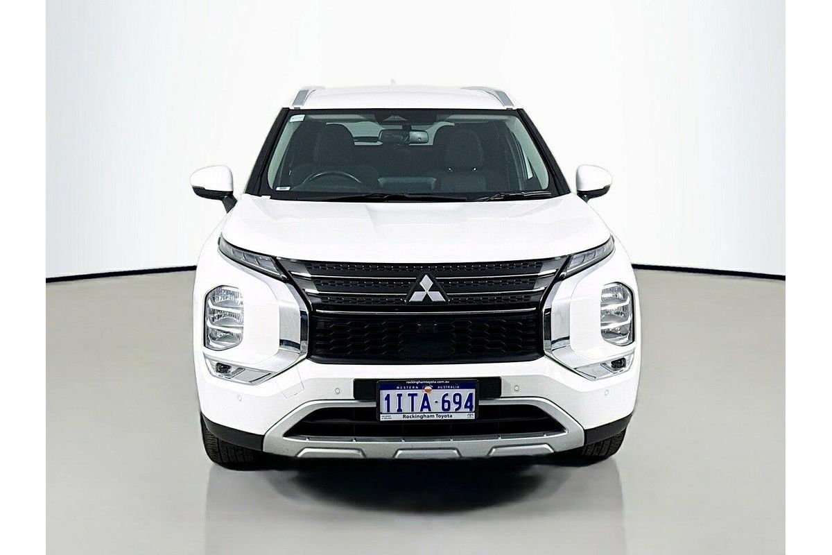 2024 Mitsubishi Outlander LS ZM