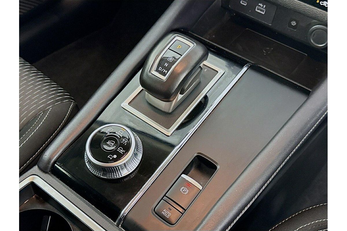 2024 Mitsubishi Outlander LS ZM