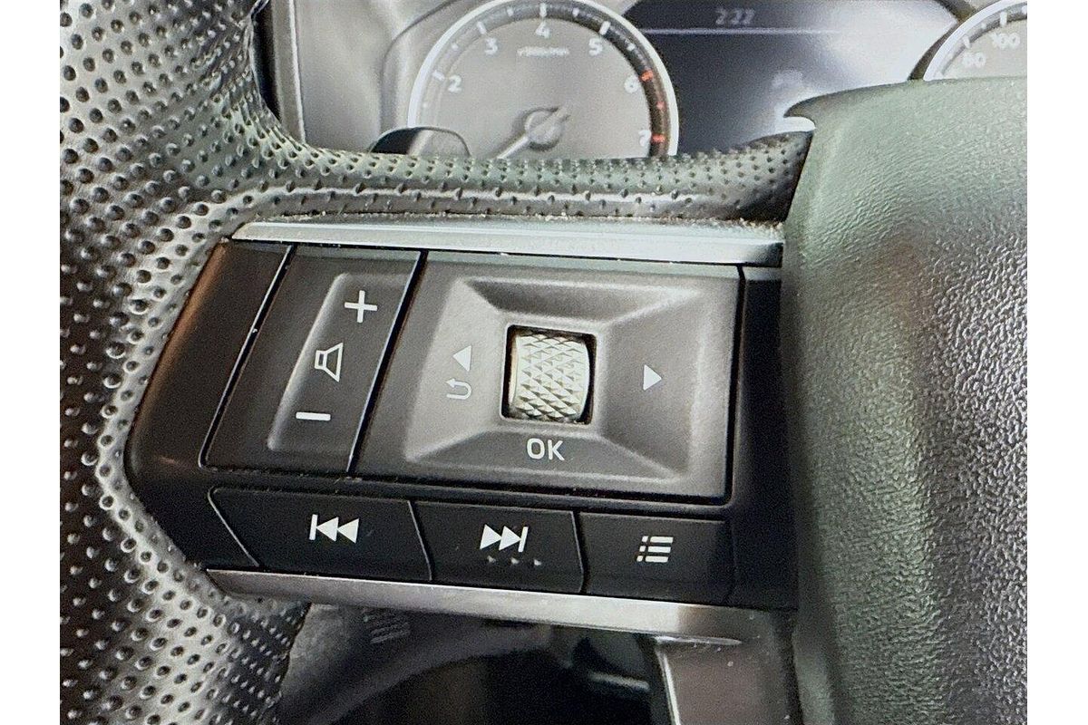 2024 Mitsubishi Outlander LS ZM