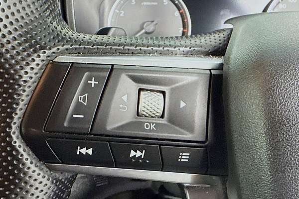 2024 Mitsubishi Outlander LS ZM