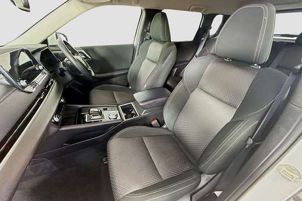 2024 Mitsubishi Outlander LS ZM