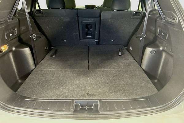 2024 Mitsubishi Outlander LS ZM