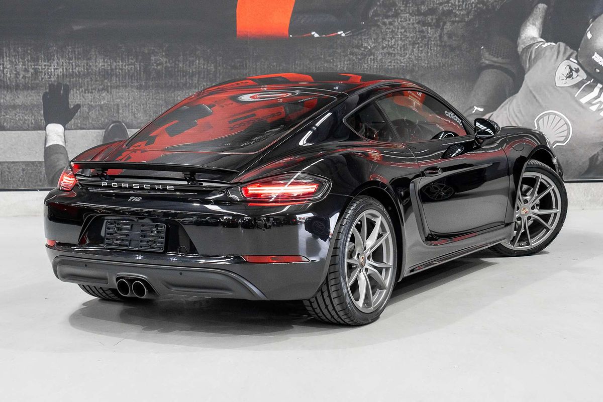 2020 Porsche 718 Cayman 982