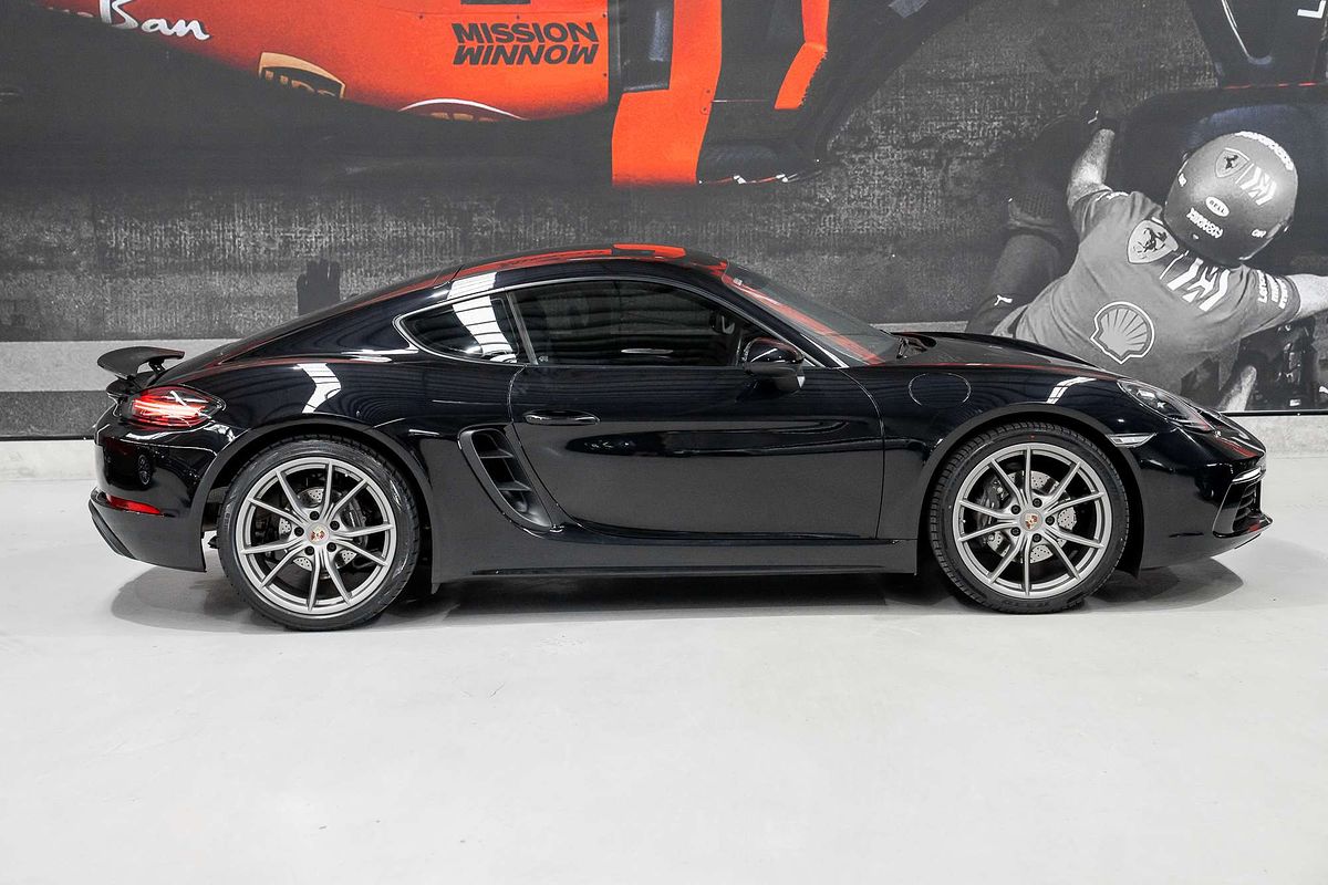 2020 Porsche 718 Cayman 982