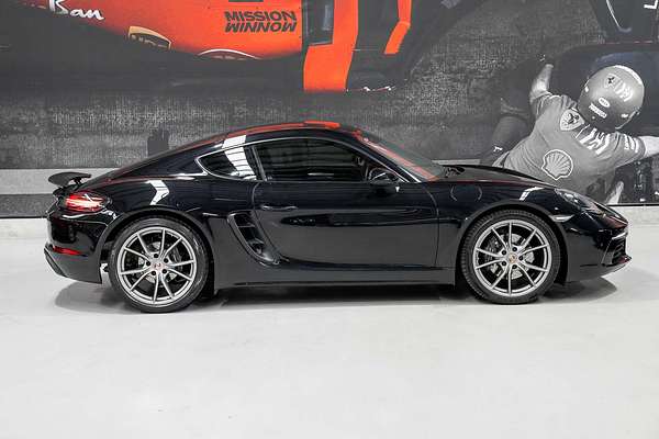2020 Porsche 718 Cayman 982