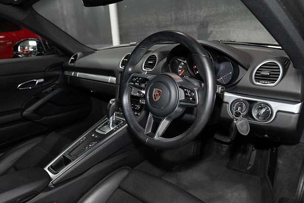 2020 Porsche 718 Cayman 982