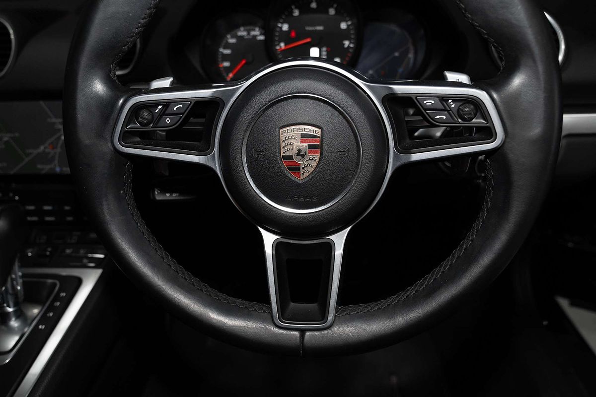2020 Porsche 718 Cayman 982