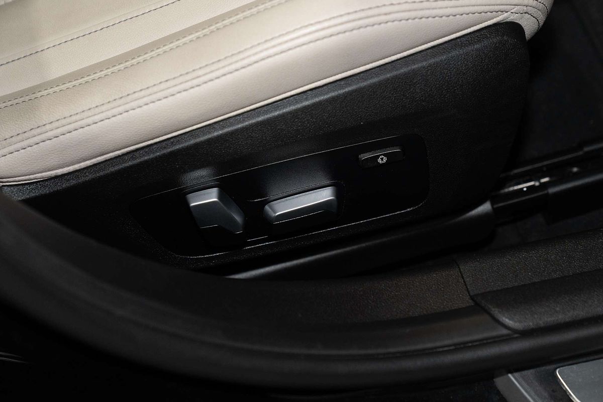 2021 BMW 3 Series 330i M Sport G20