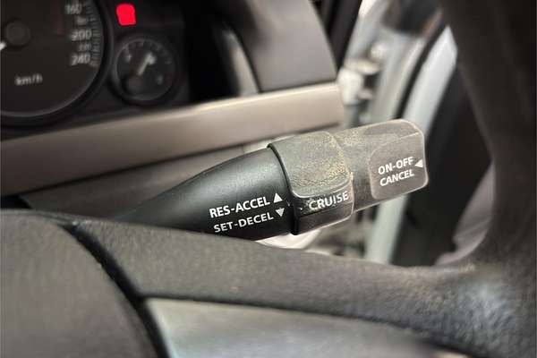 2010 Holden Commodore Omega VE