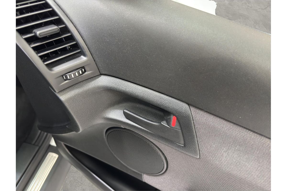 2010 Holden Commodore Omega VE