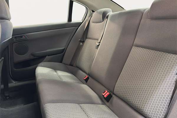 2010 Holden Commodore Omega VE