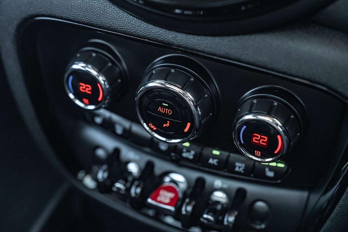 2018 MINI Clubman Cooper F54