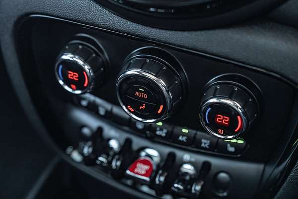 2018 MINI Clubman Cooper F54