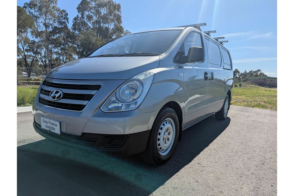 2016 Hyundai iLoad TQ3-V Series II