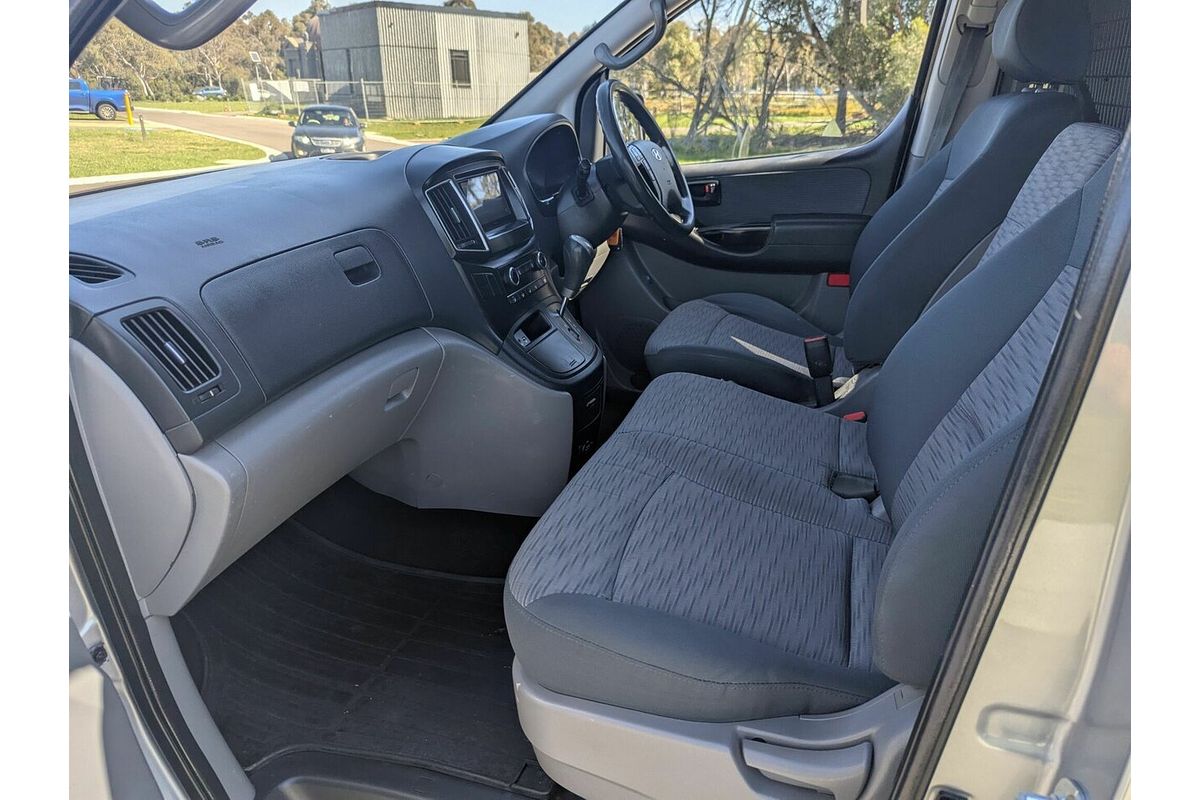 2016 Hyundai iLoad TQ3-V Series II