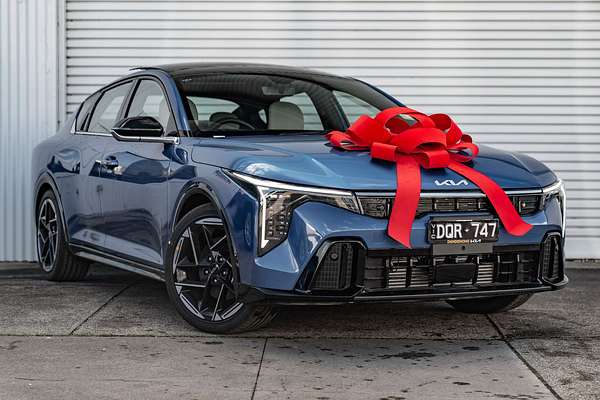 2025 Kia K4 GT-Line CL4m