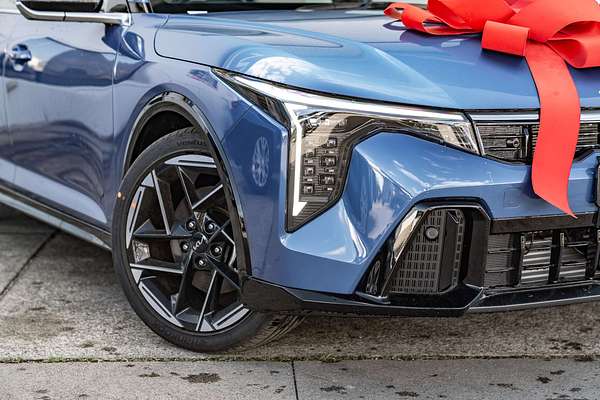 2025 Kia K4 GT-Line CL4m