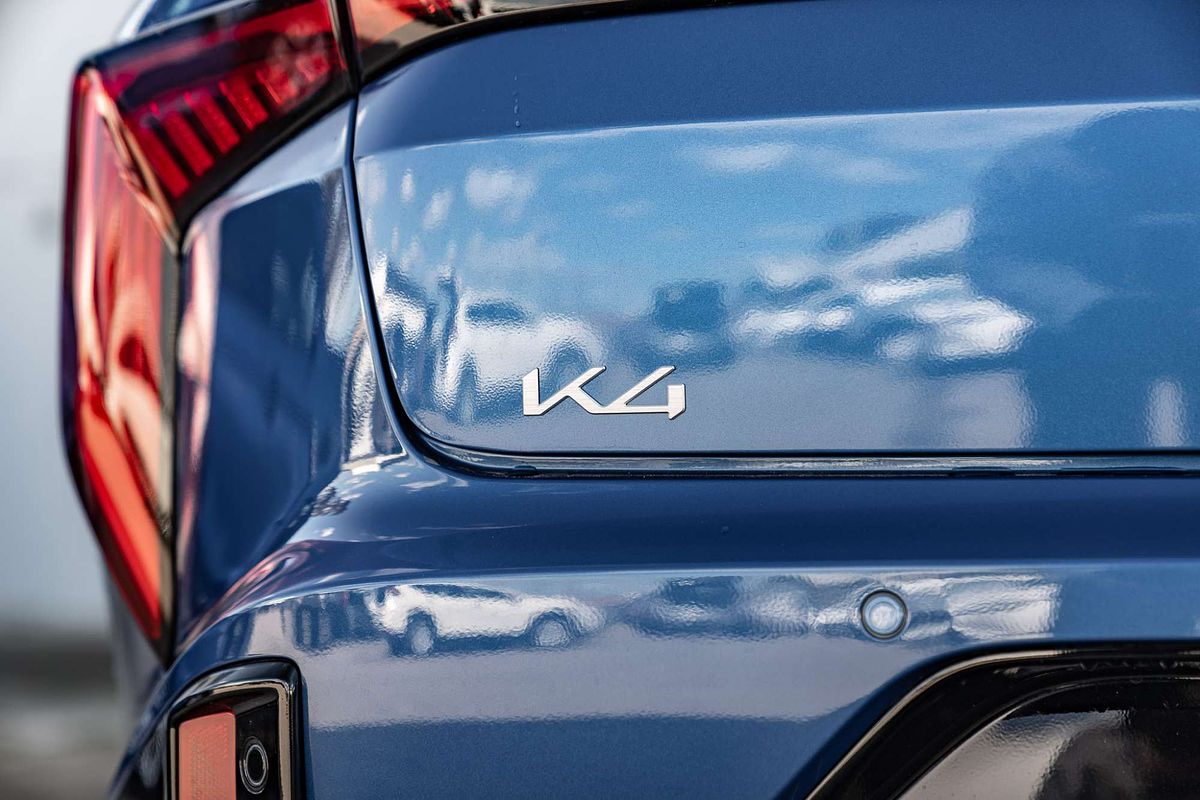 2025 Kia K4 GT-Line CL4m