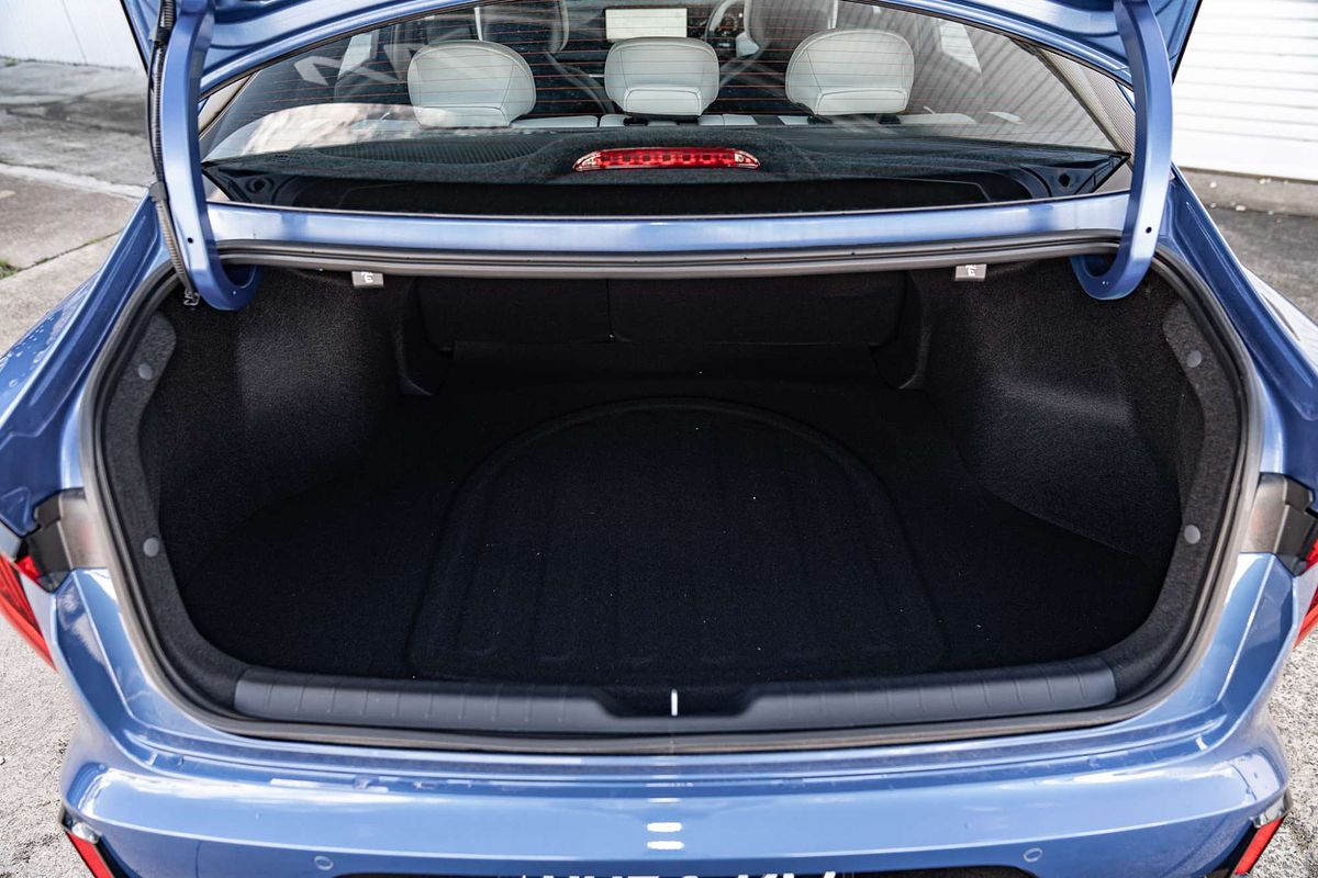 2025 Kia K4 GT-Line CL4m