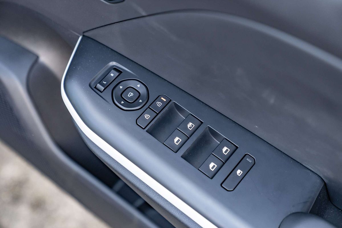 2025 Kia K4 GT-Line CL4m