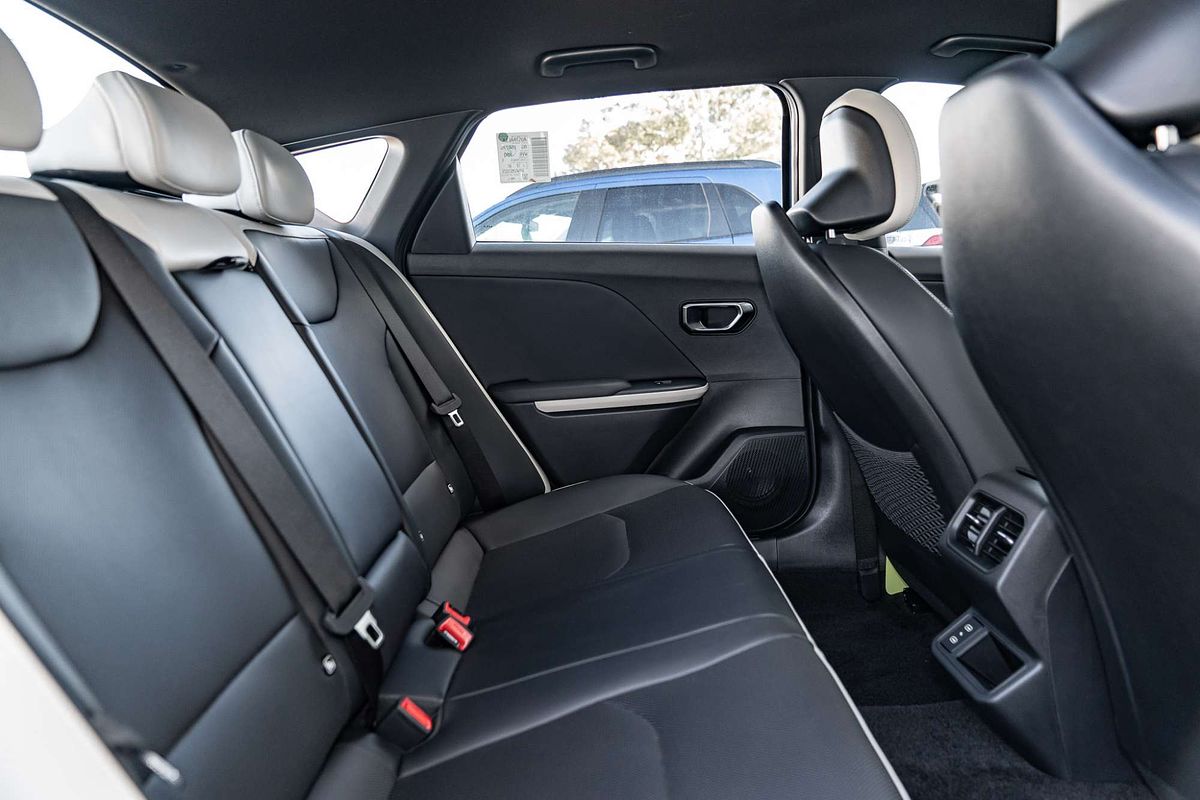 2025 Kia K4 GT-Line CL4m