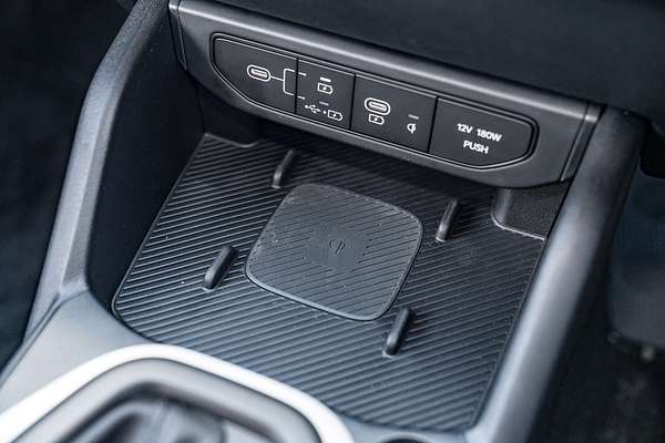 2025 Kia K4 GT-Line CL4m