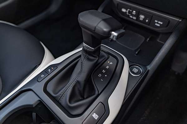 2025 Kia K4 GT-Line CL4m