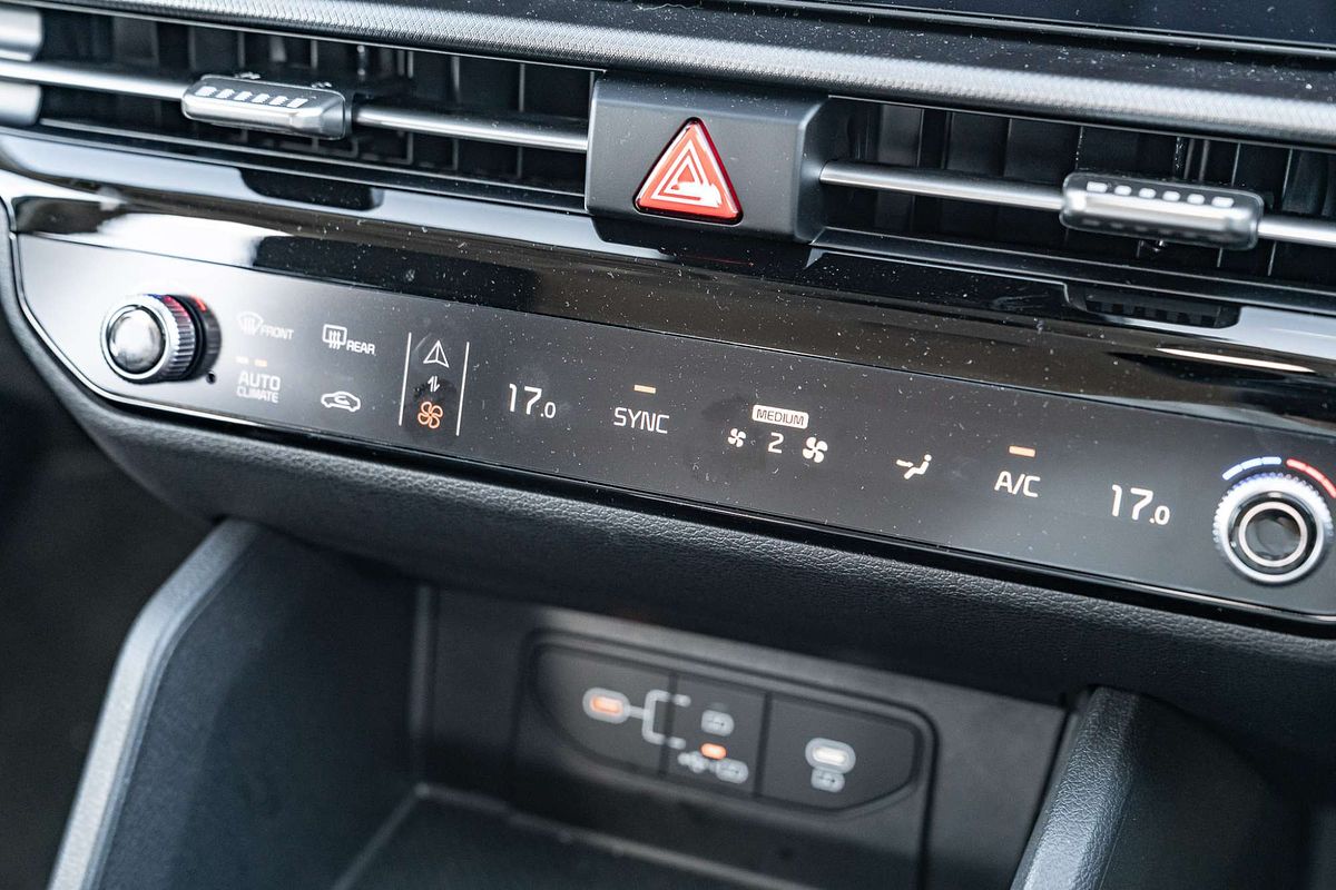 2025 Kia Sportage SX NQ5 PE