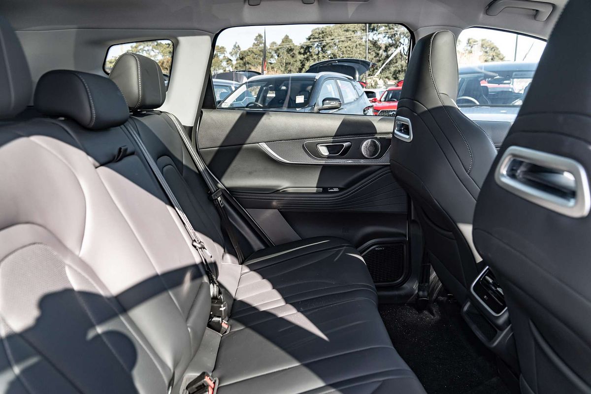 2025 Chery Tiggo 7 Super Hybrid Ultimate T32
