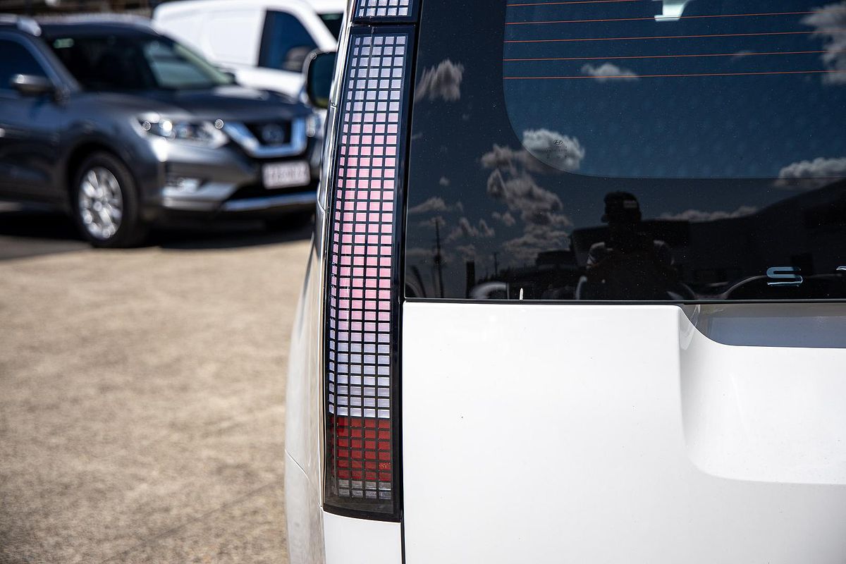 2024 Hyundai STARIA Highlander US4.V3