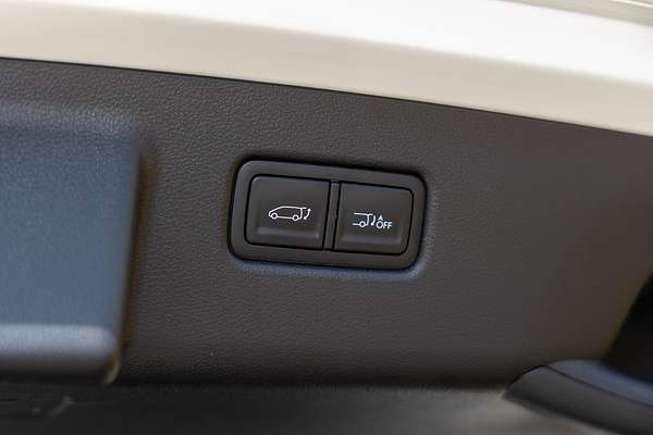 2024 Hyundai STARIA Highlander US4.V3
