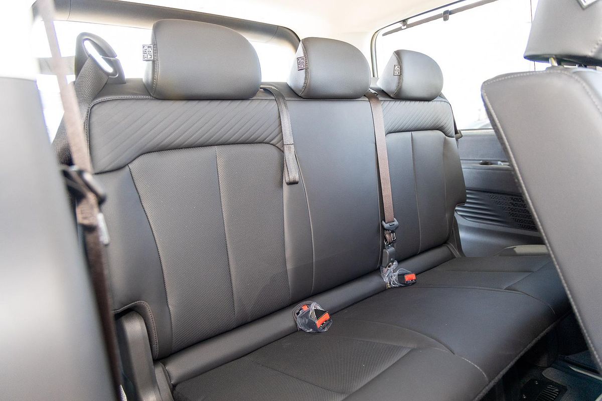 2024 Hyundai STARIA Highlander US4.V3