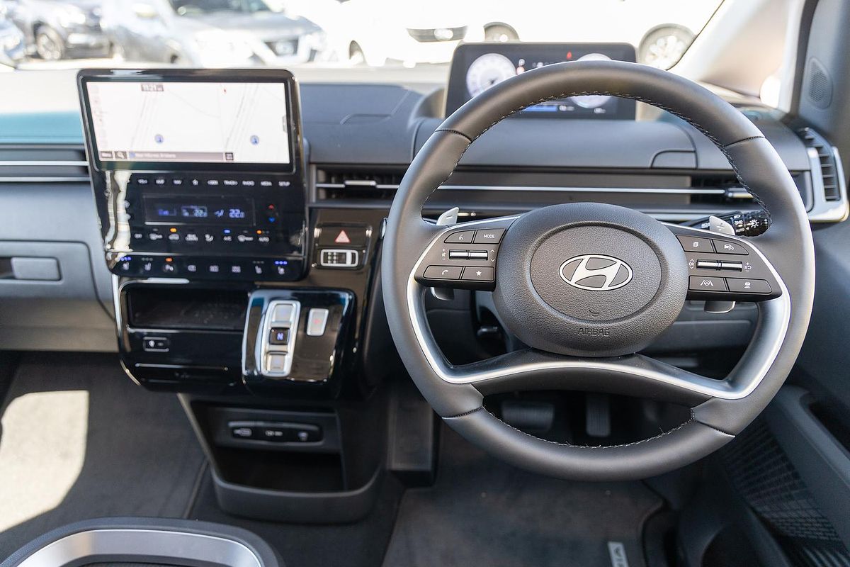 2024 Hyundai STARIA Highlander US4.V3