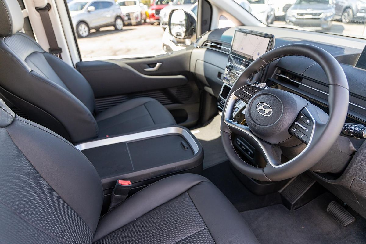 2024 Hyundai STARIA Highlander US4.V3