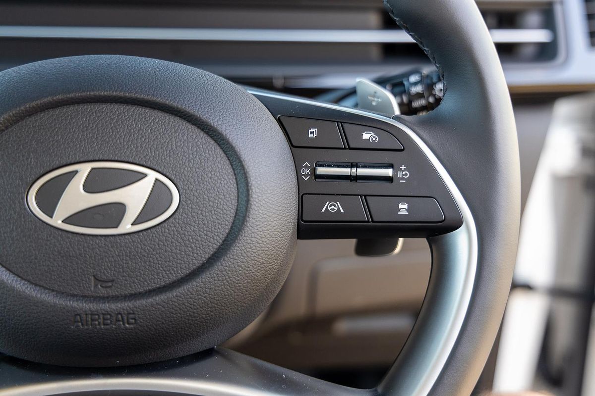 2024 Hyundai STARIA Highlander US4.V3