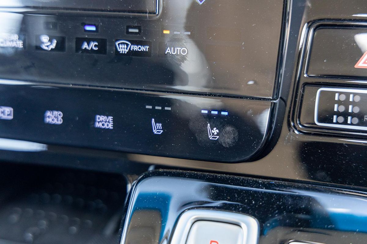 2024 Hyundai STARIA Highlander US4.V3
