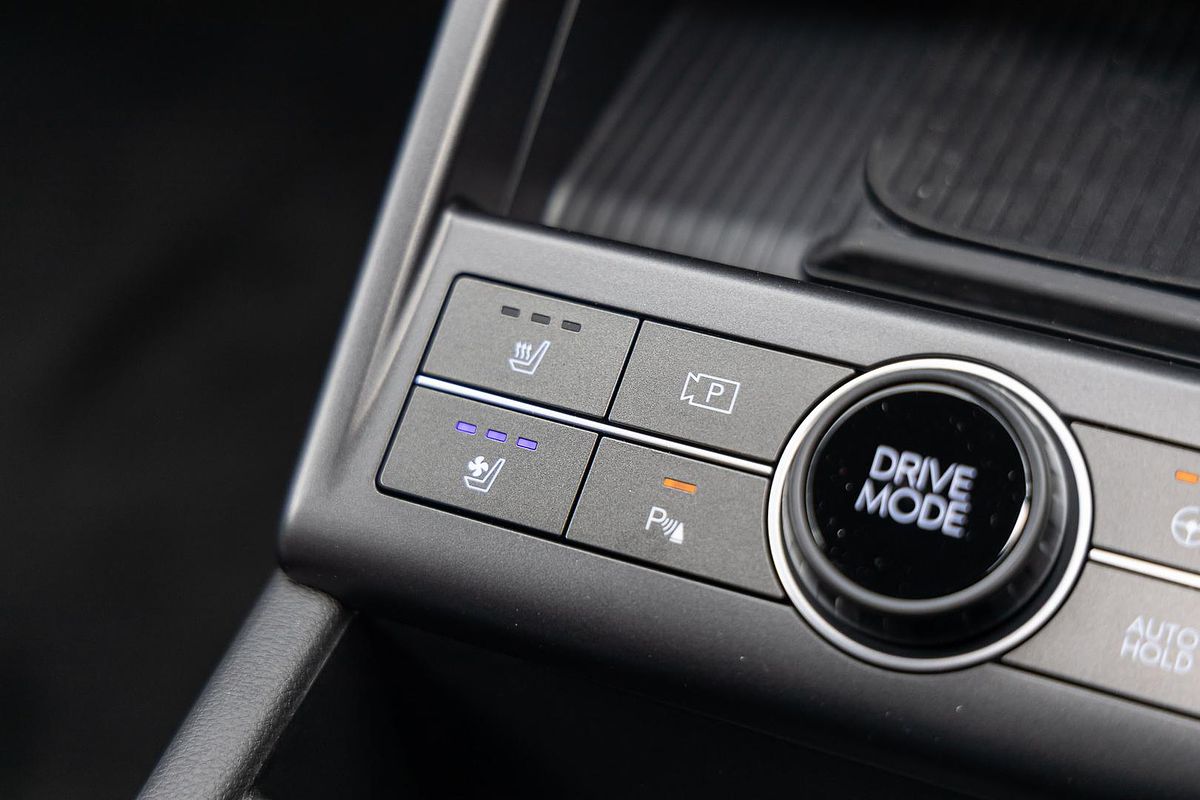 2025 Hyundai Kona Premium N Line SX2.V3