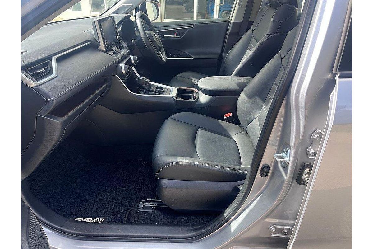 2020 Toyota RAV4 GXL AXAH52R