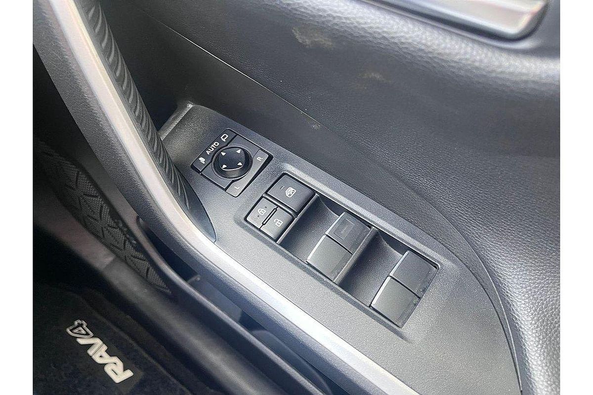 2020 Toyota RAV4 GXL AXAH52R
