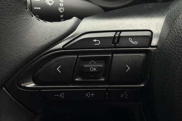 2022 Toyota Yaris SX Hybrid MXPH10R