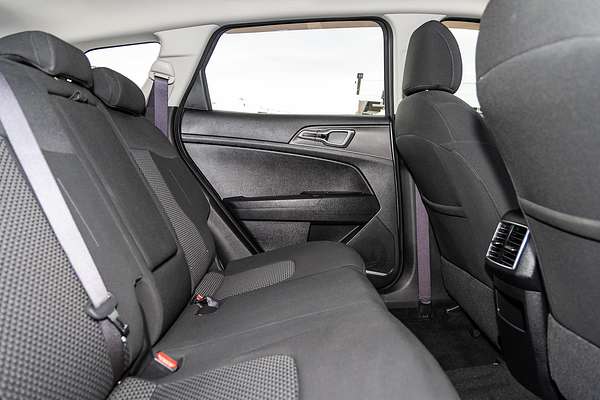 2022 Kia Sportage S NQ5