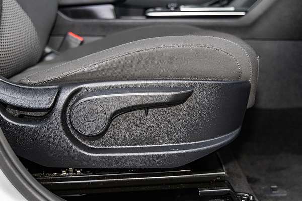 2022 Kia Sportage S NQ5
