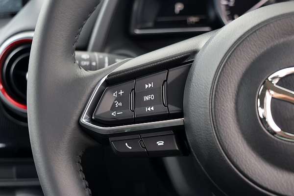2025 Mazda 2 G15 Evolve DJ Series