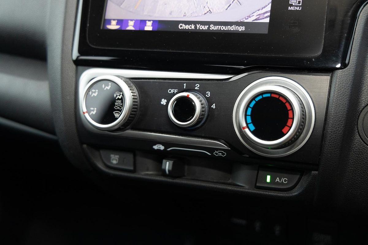 2015 Honda Jazz VTi GF