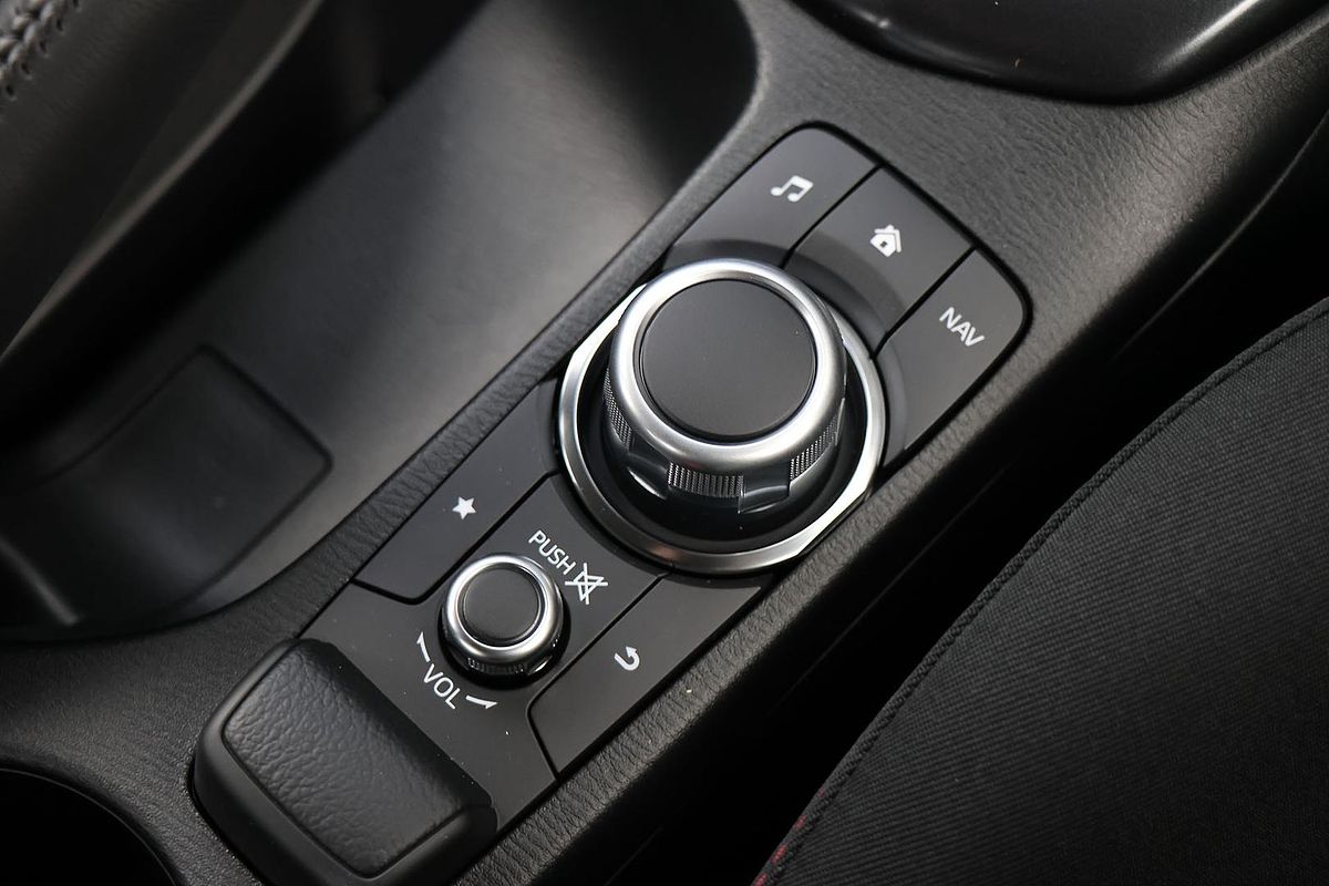 2025 Mazda 2 G15 Evolve DJ Series