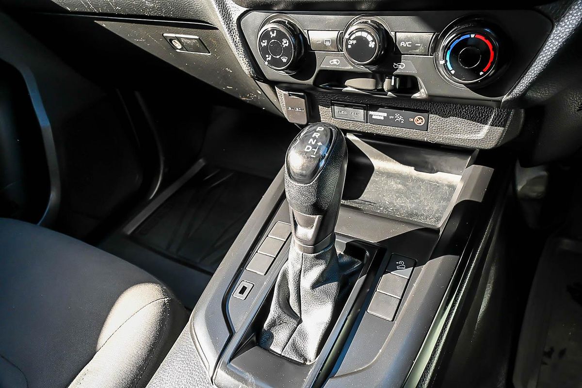 2021 Isuzu D-MAX SX High Ride Rear Wheel Drive
