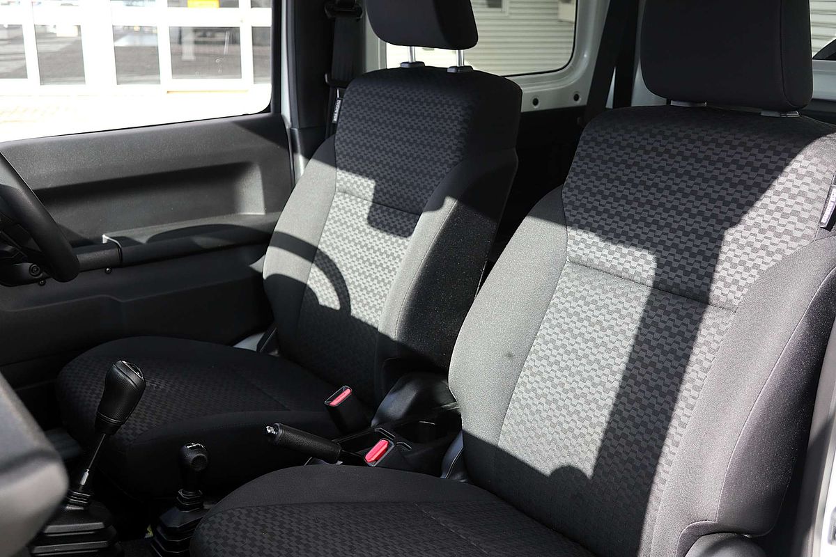2023 Suzuki Jimny GLX GJ