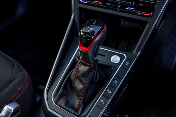 2025 Volkswagen Polo GTI AE
